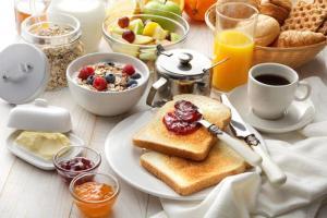 Kids who miss breakfast get lower grades, reveals Study