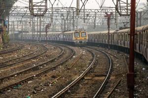 Thief run over by train while escaping with Rs 50,000 stolen phone