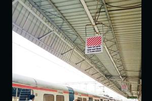Mumbai: Western Railway replaces faulty signage with 'First Class' ones