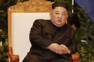 Kim Jong-un supervises airborne landing training, says Report