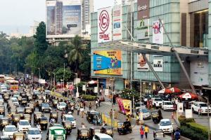 Mumbai: 53 per cent visitors to city malls don't shop, says survey
