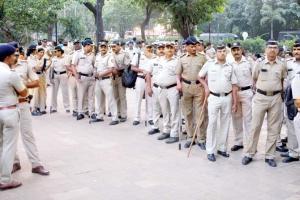 Shivaji Park witnesses preparations for Uddhav Thackeray's swearing-in