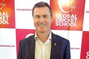 Simon Taufel: Umpires too need grooming like cricketers