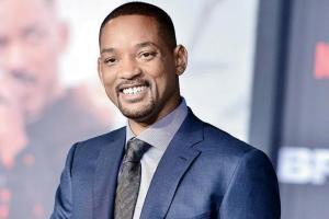 Will Smith shows his bare bottom on Instagram for THIS reason