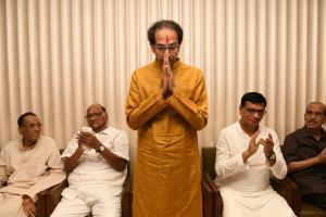 Uddhav Thackeray stakes claim to form 'Maha Vikas Aghadi' government