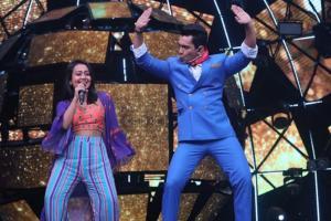 Indian Idol: Aditya Narayan imitates Aamir Khan to impress Neha Kakkar