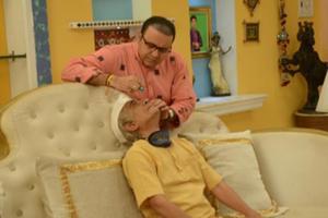 Get ready to see Jethaa Lal babysit his father Champak Lal