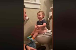 I didn't poop, I peed!: Toddler's funny voice has internet in splits