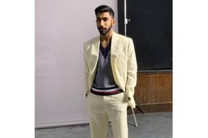 Jasprit Bumrah 'plays it cool' in all-white formals and fans miss him!
