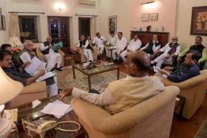 CWC discusses Maharashtra situation, final decision on Friday