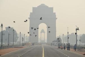 Delhi unable to breathe easy as smog continues to affect visibility
