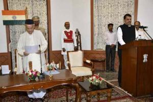 Fadnavis returns as Maharashtra CM: Prominent leaders react on Twitter