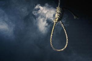 Mumbai: 35-year-old found hanging in Andheri hotel