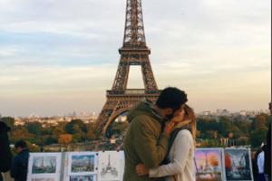 See photos: Woman kisses strangers at iconic places, goes viral