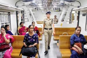 Mumbai: Women commuters slam Railways in its own survey