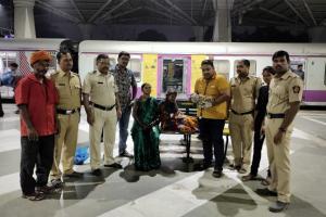 Woman gives birth at Panvel railway station's one-rupee clinic