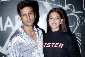 Kriti Kharbanda promotes Pagalpanti with boyfriend Pulkit Samrat
