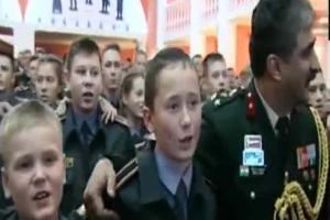 Russian military cadet sing 'Ae Watan, Humko Teri Kasam', wins internet