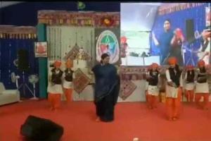 Smriti Irani performs 'sword dance' at function in Gujarat