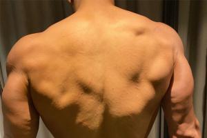 Can you recognise who this Bollywood actor is?