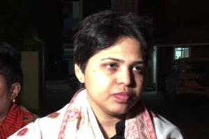 Trupti Desai in Kochi to visit Sabarimala, offer prayers at temple