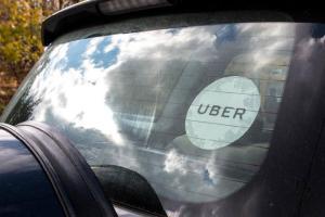 Uber driver lets stranger in cab, pregnant woman's ride turns horrific