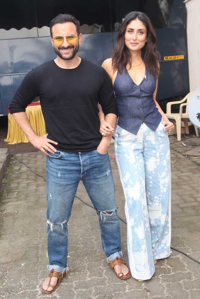 On the work front, Saif Ali Khan is currently awaiting the release of his upcoming film Laal Kaptaan which also stars Sonakshi Sinha. Directed by Navdeep Singh, Laal Kaptaan is co-produced by Eros International and Aanand L Rai's banner Colour Yellow Productions. The film releases on October 18.
In picture: Saif Ali Khan and Kareena Kapoor Khan pose for the photographers at Mehboob Studio in Bandra.