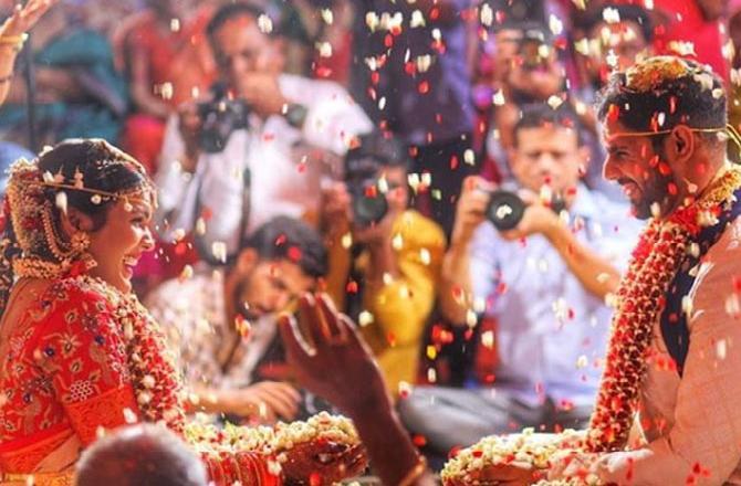 Hanuma Vihari tied the knot with his longtime girlfriend Preethiraj Yeruva on May 19, 2019. The couple got married in Hanamakonda, Warangal, the hometown of Hanuma's father-in-law Jerva Rajanad Reddy.