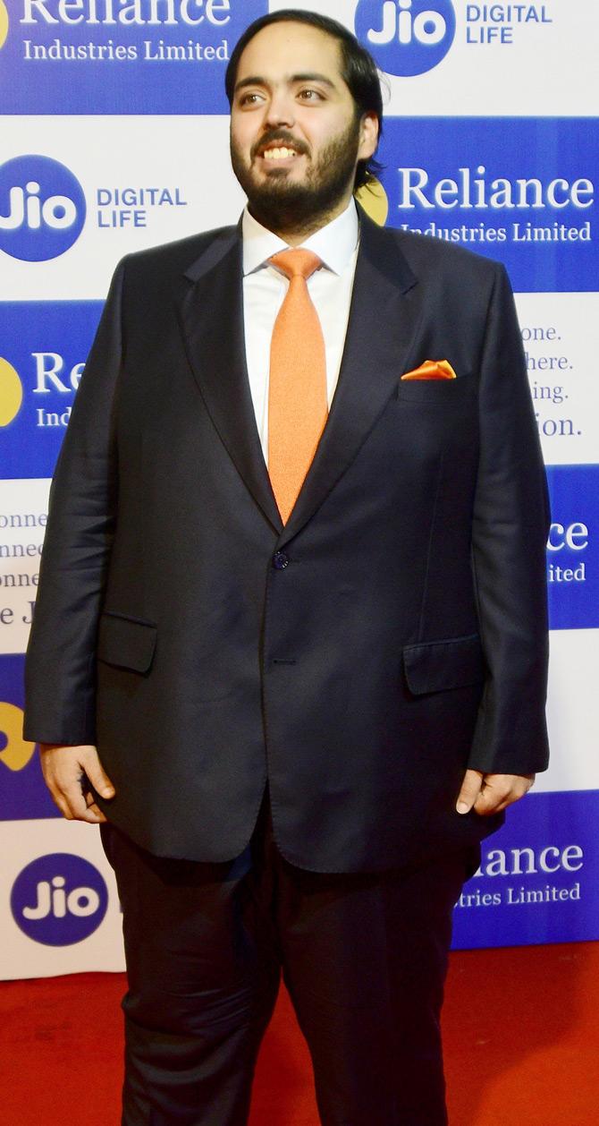 Mukesh Ambani's youngest son Anant Ambani, who was spotted at the 42nd AGM of Reliance Industries in South Mumbai in August gained lot of media attention for his weight loss journey. In March 2019, Anant Ambani was appointed as a member of Badrinath Kedarnath Temple Committee.