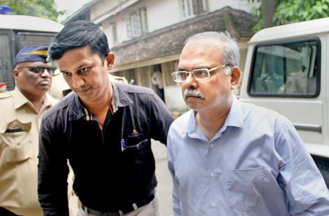 On September 30, a first information report (FIR) was registered against Thomas, the bank’s former chairman Waryam Singh and other directors of PMC bank, along with HDIL directors Rakesh and Sarang Wadhawan. The FIR mentions that loans granted to the HDIL group and others during 2008-2019 were not paid back. Pic/PTI