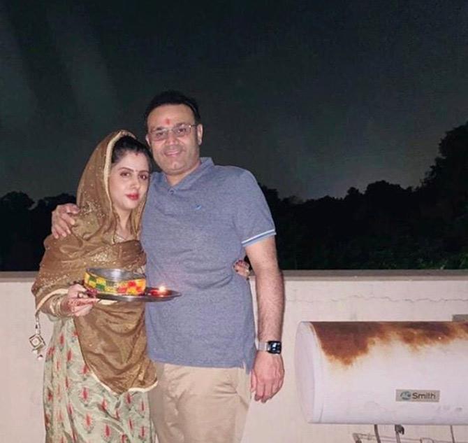 Former opening batsman Virender Sehwag shared a photo along with his wife Aarti celebrating Karwa Chauth. Sehwag captioned it, 'Bahut ghazab prem aur shraddha #karwachauth #chand'. Sehwag and Aarti were married in April 2004. The couple have two sons - Aryavir and Vedant