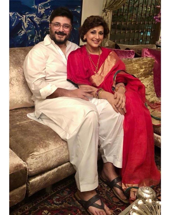 Sonali Bendre: Sonali Bendre, Aishwarya Rai Bachchan, Jaya Bachchan, and Shweta Bachchan together celebrated the festival of Karwa Chauth with zeal on Thursday. Sonali shared an adorable snap of how she along with Bachchans and other ladies marked the day. 