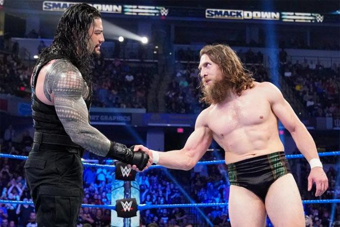 Roman Reigns and Daniel Bryan later teamed up to go against King Corbin and Shinsuke Nakamura. Bryan pinned Corbin by hitting him with the Running knee to win the match. After that Reigns and Bryan shook hands.