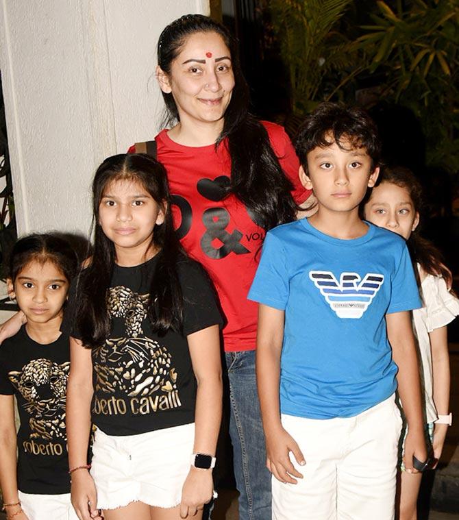 On the professional front, Maanayata recently produced the Sanjay Dutt-starrer Prasthanam that released on September 20.