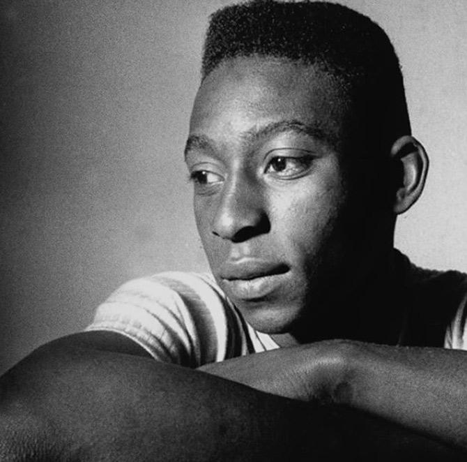 During his childhood, Pele lived in poverty and also worked as a servant in tea stalls.