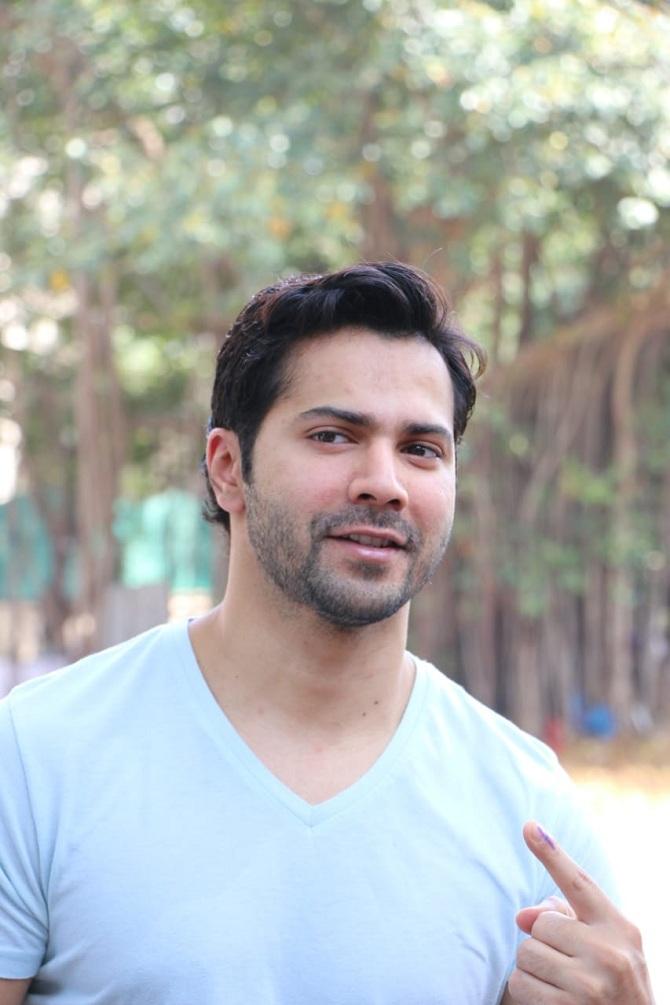 Bollywood actor Varun Dhawan casts his vote at St. Joseph School in Mumbai. Pic/Satej Shinde