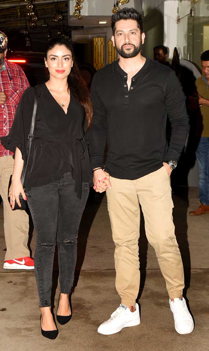 Aftab Shivdasani and wife Nin Dusanj also graced the screening. The husband-wife duo twinned in their black t-shirts. The Masti actor recently completed 20 years in the film industry. Last seen in Setters in the mainstream cinema, the actor is now venturing into south Indian cinema with his new Kannada movie Kottigabba 3.