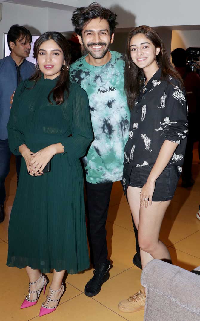 He called the film lovely, powerful and impactful. He also congratulated Saand Ki Aankh's debutant director Tushar Hiranandani for a solid debut. Kartik will be teaming up with Bhumi and Ananya Panday in Mudassar Aziz's Pati Patni aur Woh. The movie is an adaptation of the 1978 drama of the same name, which featured Sanjeev Kumar, Vidya Sinha and Ranjeeta Kaur in the lead roles.
