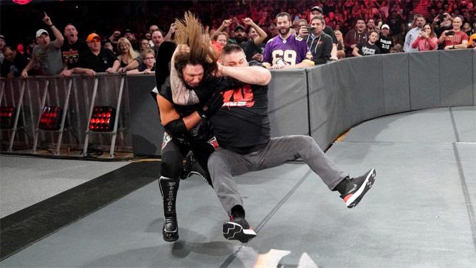 The Street Profits made their Raw debut against The O.C. While Street Profits gave it all they got, they seemed to have been falling short until a surprise show-up from Kevin Owens who hit AJ Styles with a Stunner on the ground.
