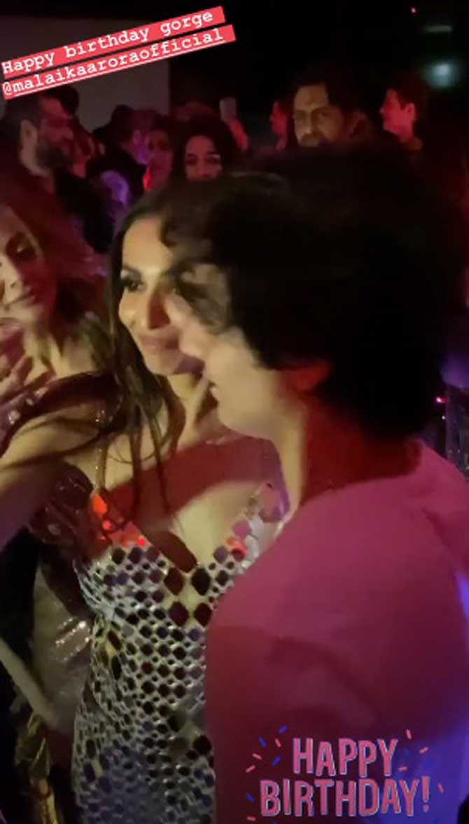 Malaika Arora's girl gang - Kareena Kapoor Khan, Amrita Arora, Karisma Kapoor, and many B-Towners attended the diva's party at a plush hotel in Juhu, Mumbai.
In picture: In one of the videos posted on social media by Amrita Arora, Malaika was seen cutting the cake at the bash, and offering the first bite to her son Arhaan Khan.
