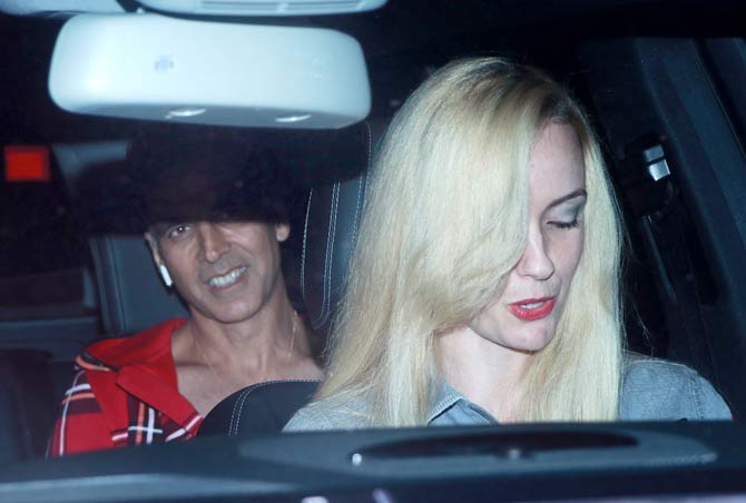 Housefull 4 is a comedy of errors stars Akshay Kumar, Riteish Deshmukh, Bobby Deol, Kriti Sanon, Pooja Hegde, and Kriti Kharbanda in double roles as the story revolves around reincarnation.
In picture: Akshay Kumar with a guest arrive for the special screening of Housefull 4 at YRF Studios in Andheri.