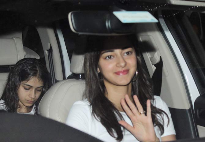 Ananya Panday also attended the special screening of Housefull 4 in Andheri. Student Of The Year 2 actress came in with sister Rysa for the screening.