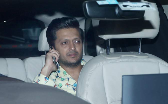 Riteish Deshmukh, who has been part of the Housefull franchise since its inception, also attended the special screening of Housefull 4 in Andheri.