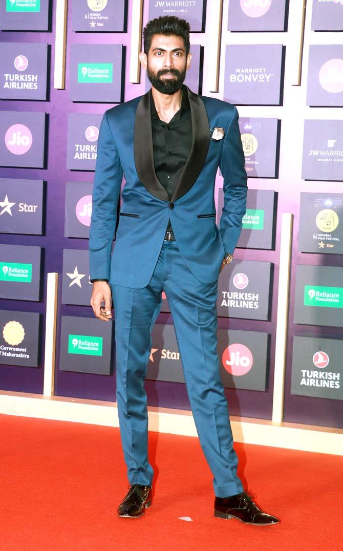 Rana Daggubati looked dapper in his suit as he posed for the photographers at the closing ceremony of Jio MAMI 21st Mumbai Film Festival with Star at a 5-star hotel in Juhu.