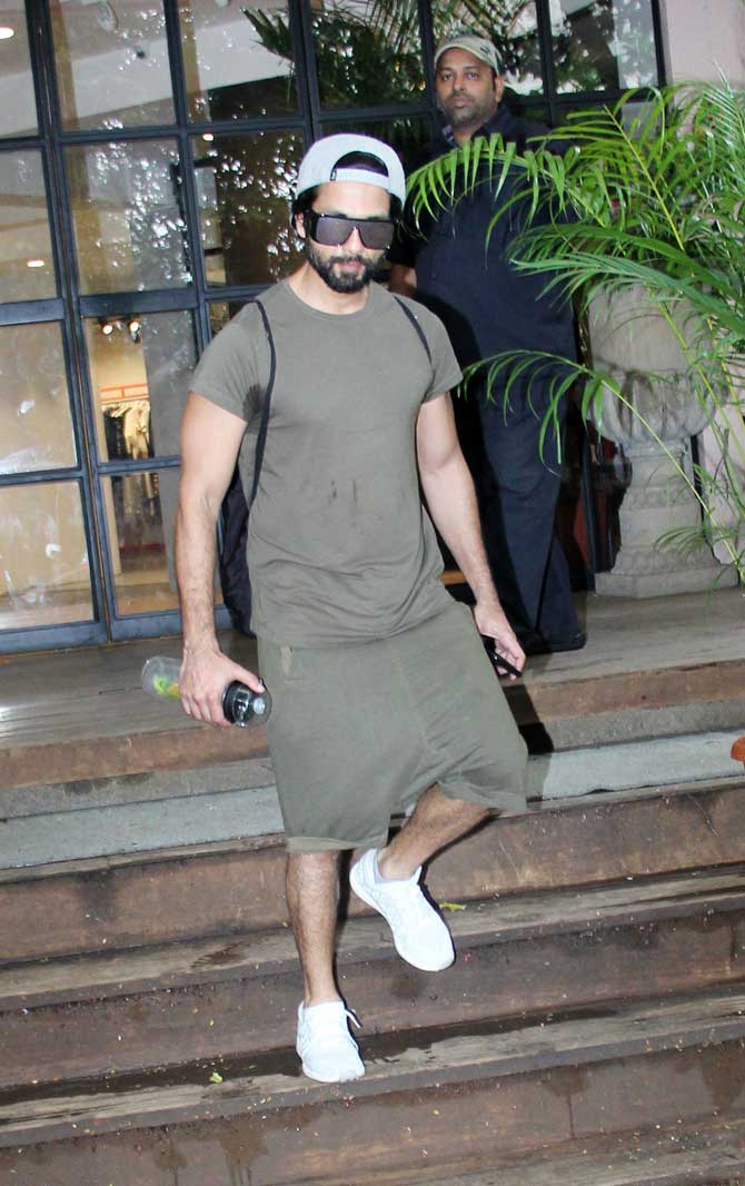 Shahid Kapoor was also seen flexing his muscles at his gym in Bandra.