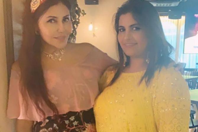 Apart from sharing group photos, Jamvwal also clicked selfies with her friends who were present for the party.
