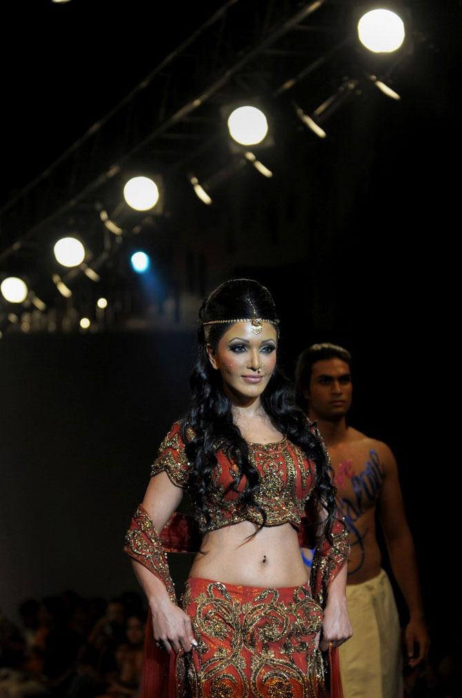 On the work front, Koena Mitra is planning to turn producer. She revealed that she has received some really nice scripts and is eager to produce both movies and web series once she is done with Bigg Boss 13.