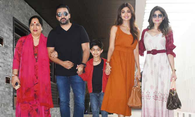 Shilpa Shetty is one of the few actors who is regularly seen out with her family. Seen here is Shilpa, her sister Shamita Shetty, husband Raj Kundra, son Viaan Raj Kundra, and mother Sunanda Shetty.
