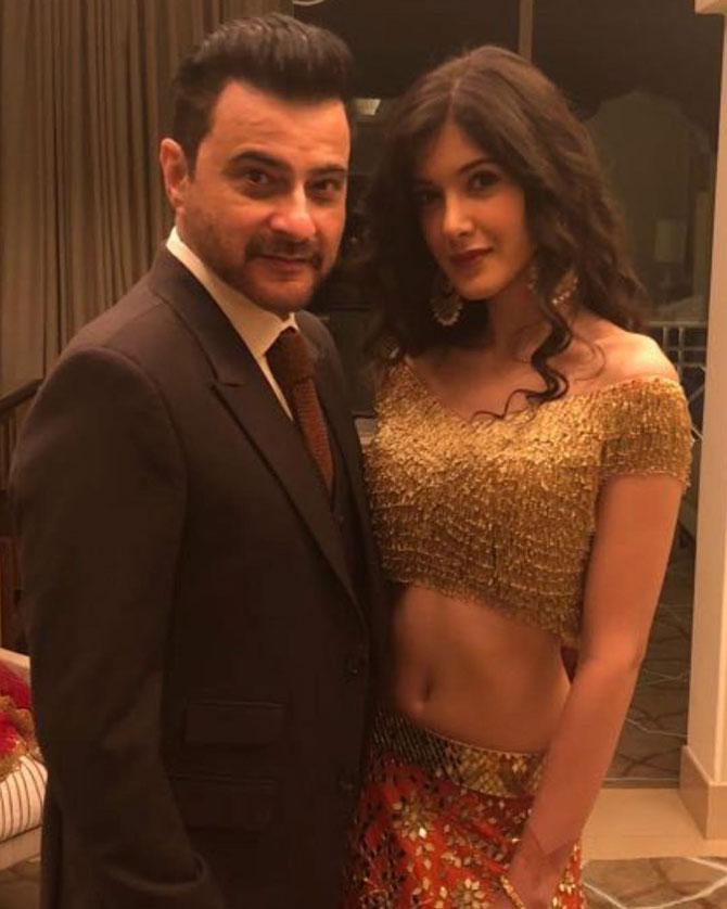 If you have been wondering why you can't find the pretty Shanaya Kapoor on Instagram, it's because she has a private account on the photo-sharing app. When Sanjay Kapoor was asked if Shanaya can handle the media attention, he said, 