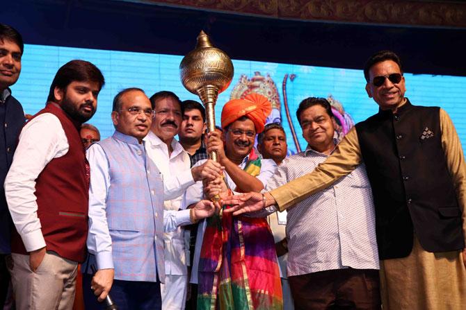 After making a grand entrance on a crane, Chief Minister Arvind Kejriwal on Tuesday participated in the Dussehra celebrations at the traditional Luv Kush Ramlila celebrations at the Red Fort grounds in New Delhi on Tuesday evening.